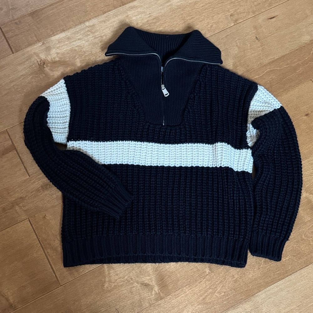 Zara Zip-Up Sweater! New without tags.